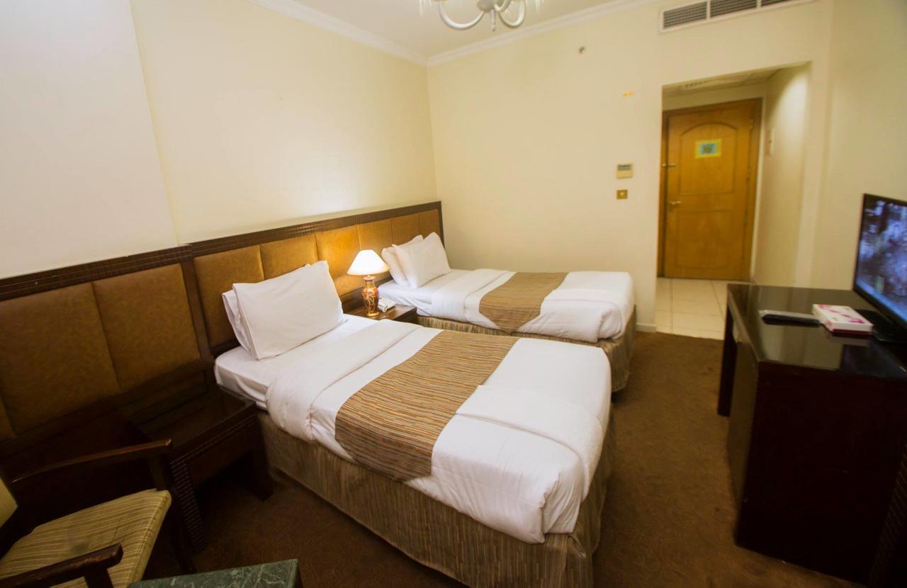 Anwar Al Zahraa Hotel マディーナ エクステリア 写真