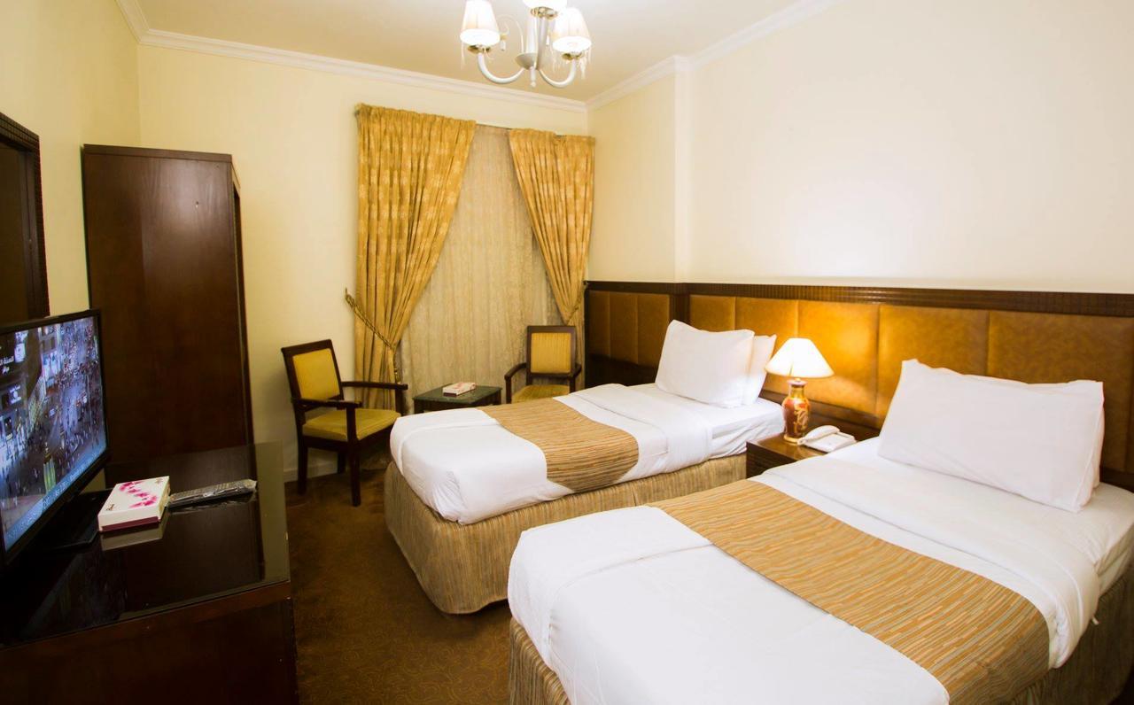 Anwar Al Zahraa Hotel マディーナ エクステリア 写真